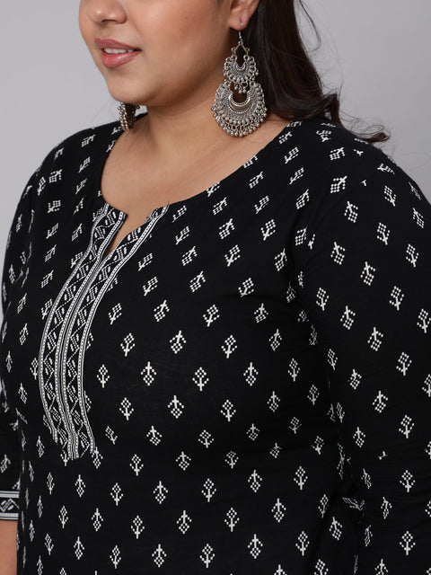 Women Plus Size Black Printed Tunic WIth Three Quarter Sleeves