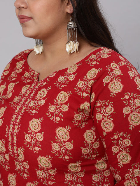Plus Size Women Red & Beige Printed Straight kurta with Three Quarters Sleeves