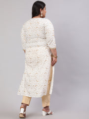 Plus Size Women Off White Printed Straight kurta with Three Quarters Sleeves