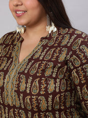 Plus Size Women  Brown Printed Straight kurta with Three Quarters Sleeves