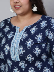 Plus Size Women Blue Printed Straight kurta with Three Quarters Sleeves